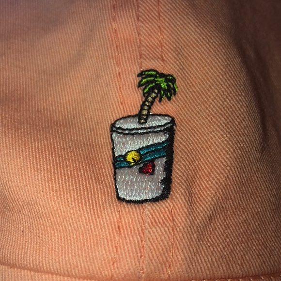 Pink Hat - Picture 4 of 4